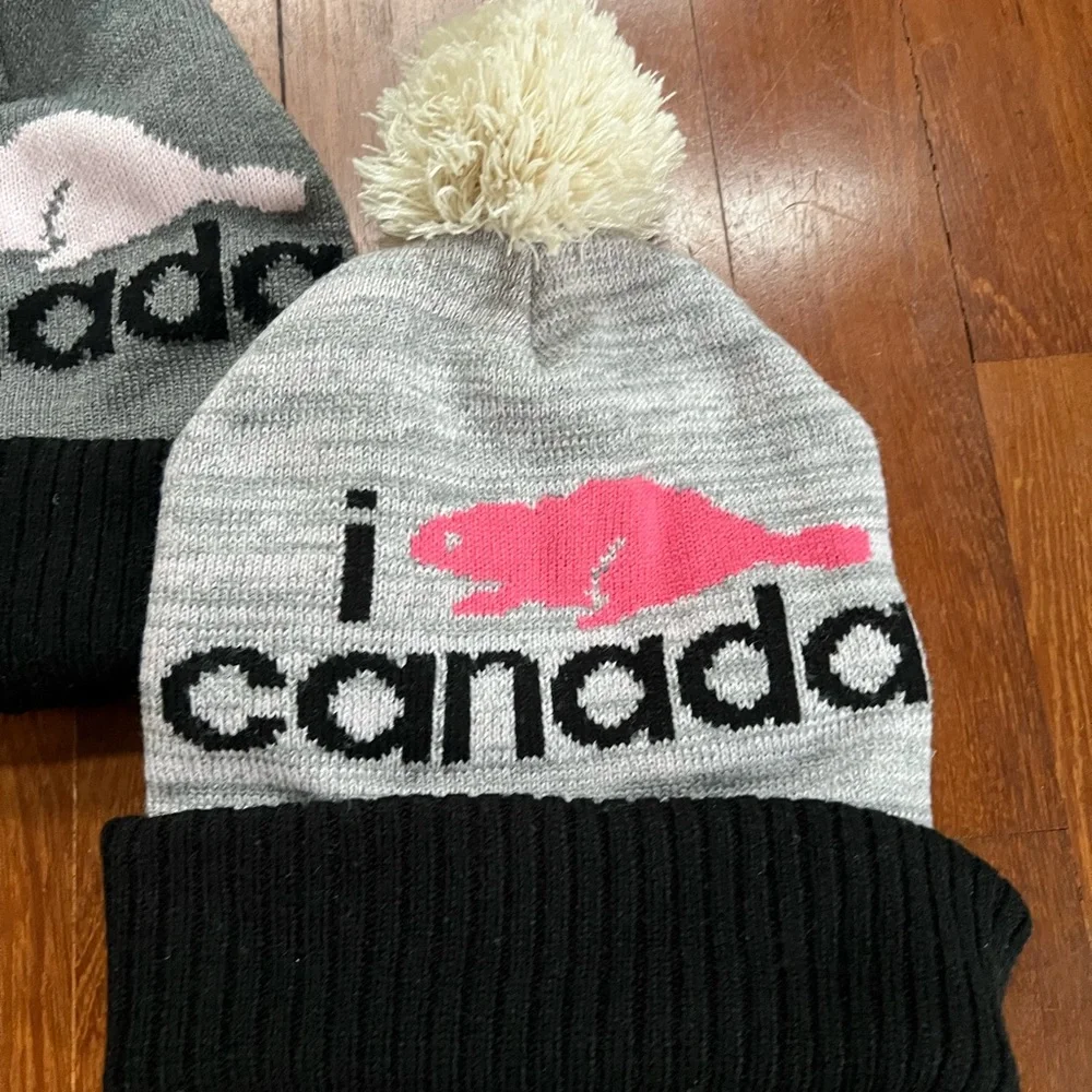Roots Canada Kids Knit Beanie Set of 2 Gray and Pink Girls 23cm winter ski